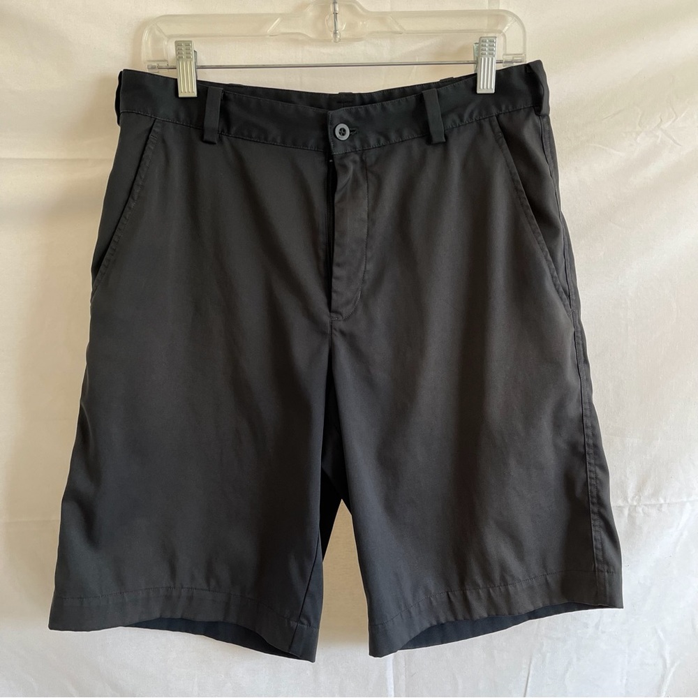 NIKEGolf Dri-Fit Men’s Black Shorts Flat Front Size 30